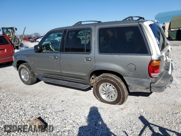 2001 Ford Explorer XLT with VIN 1FMZU83P61ZA38750, listed as a Copart auction lot 48524285 with 245,305 mi miles and Clean title. Bid and sale history available at DreamBid. Image 2.