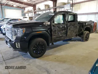 2022 GMC Sierra 3500HD Denali z VIN 1GT49WEY5NF336238, wystawiony jako Copart lot #68034144 z przebiegiem Nie podano mil oraz Szkoda całkowita • Salvage title. Historia ofert i sprzedaży dostępna na DreamBid. Obrazek 1.