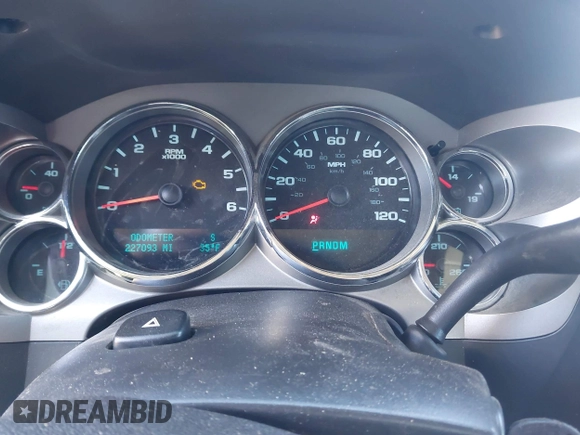2009 Chevrolet Silverado 1500 LT with VIN 3GCEK23M99G113089, listed as a IAAI auction lot 41628802 with 227,093 mi miles and . Bid and sale history available at DreamBid. Image 7.