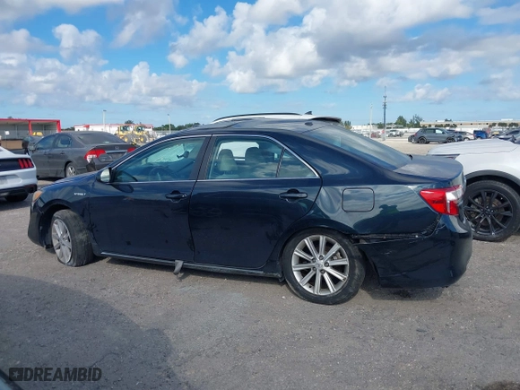 2013 Toyota Camry Hybrid LE with VIN 4T1BD1FK0DU072466, listed as a IAAI auction lot 40964616 with 1 mi miles. Bid and sale history available at carsss.com. Image 15.