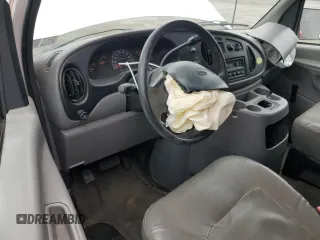 2000 Ford Econoline Cargo with VIN 1FTRE1422YHB49985, listed as a Copart auction lot 52308475 with 78,093 mi miles and Salvage Title. Bid and sale history available at carsss.com. Image 8.