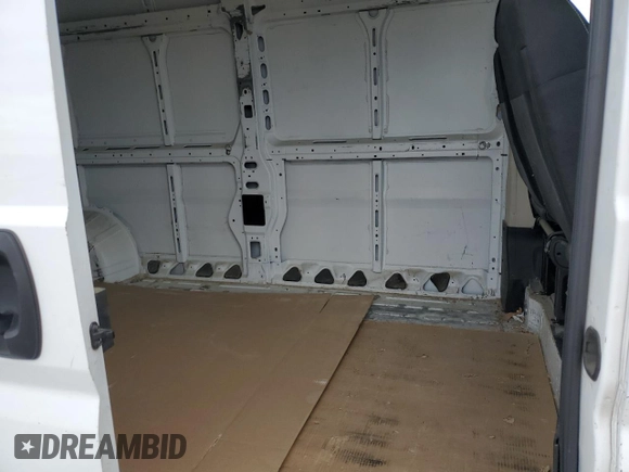 2018 Ram ProMaster Cargo with VIN 3C6URVJG1JE102195, listed as a Copart auction lot 48603415 with 303,860 mi miles and Clean Title. Bid and sale history available at carsss.com. Image 11.