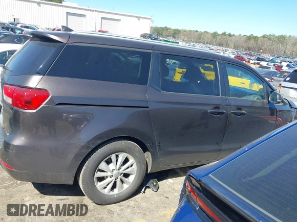 2017 Kia Sedona LX with VIN KNDMB5C14H6329340, listed as a IAAI auction lot 41803814 with 106,672 mi miles. Bid and sale history available at carsss.com. Image 13.