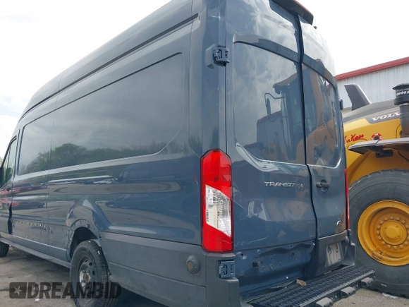 2019 Ford Transit z VIN 1FTYR3XM6KKB78621, wystawiony jako IAAI lot #41970802 z przebiegiem 56 170 mil mil oraz . Historia ofert i sprzedaży dostępna na DreamBid. Obrazek 6.