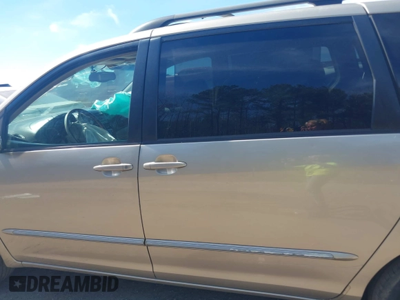 2005 Toyota Sienna XLE with VIN 5TDZA22C05S377004, listed as a IAAI auction lot 41675198 with 219,250 mi miles and . Bid and sale history available at DreamBid. Image 13.