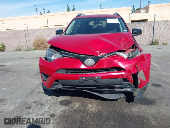 2017 Toyota RAV4 LE z VIN 2T3ZFREV2HW317056, wystawiony jako IAAI lot #41692139 z przebiegiem 66 102 mil mil oraz . Historia ofert i sprzedaży dostępna na DreamBid. Obrazek 12.