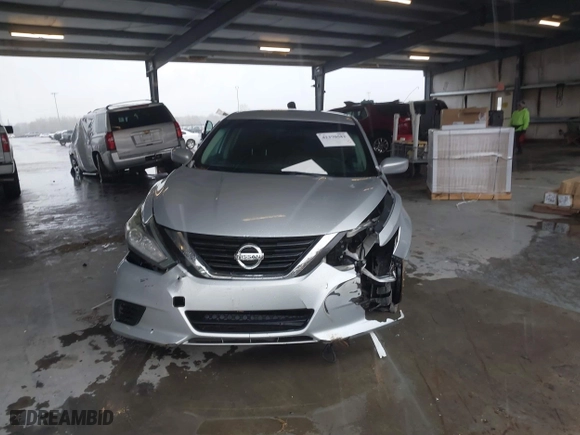 2018 Nissan Altima 2.5 SL with VIN 1N4AL3APXJC128387, listed as a IAAI auction lot 41370583 with 1 mi miles. Bid and sale history available at carsss.com. Image 12.