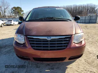 2007 Chrysler Town & Country LWB Touring with VIN 2A8GP54LX7R195626, listed as a Copart auction lot 89100675 with 123,380 mi miles and Salvage Title. Bid and sale history available at carsss.com. Image 5.