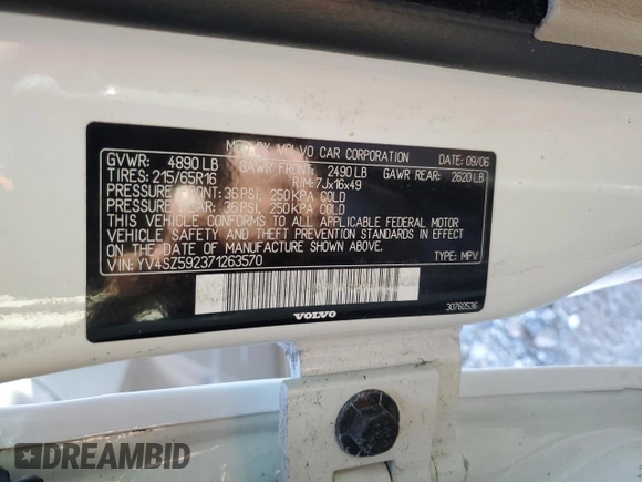 2007 Volvo XC70 with VIN YV4SZ592371263570, listed as a Copart auction lot 48040985 with 117,509 mi miles and Salvage Title. Bid and sale history available at DreamBid. Image 12.