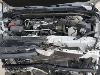 2022 Chevrolet Suburban Premier with VIN 1GNSKFKTXNR303536, listed as a Copart auction lot 79192484 with 67,989 mi miles and Salvage Title. Bid and sale history available at DreamBid. Image 12.