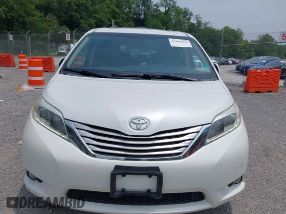 2015 Toyota Sienna XLE with VIN 5TDYK3DC3FS586329, listed as a IAAI auction lot 42496805 with 132,828 mi miles and . Bid and sale history available at DreamBid. Image 12.