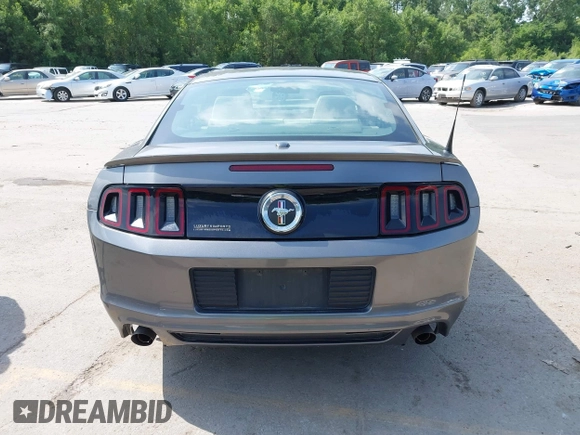 2014 Ford Mustang V6 с VIN 1ZVBP8AM5E5288545, выставлен на аукционе IAAI как лот 42494613 с пробегом 80 897 миль миль и . История ставок и продаж доступна на DreamBid. Изображение 17.