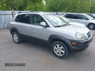 2005 Hyundai Tucson GLS с VIN KM8JN12D35U065352, выставлен на аукционе IAAI как лот 42303445 с пробегом 236 597 миль миль и . История ставок и продаж доступна на DreamBid. Изображение 1.