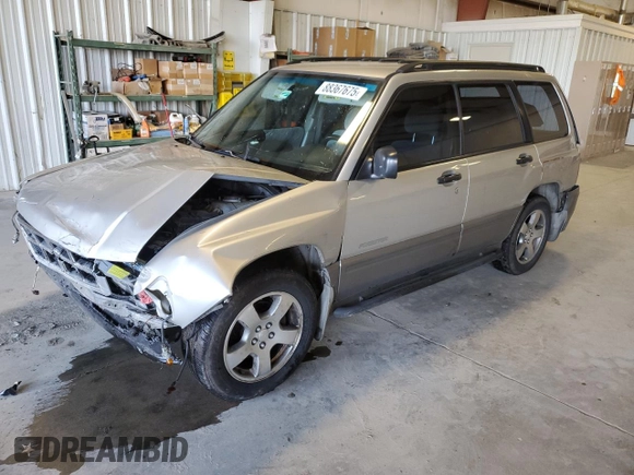 1999 Subaru Forester S with VIN JF1SF6555XH726114, listed as a Copart auction lot 88367675 with 176,039 mi miles and Salvage Title. Bid and sale history available at carsss.com. Image 1.