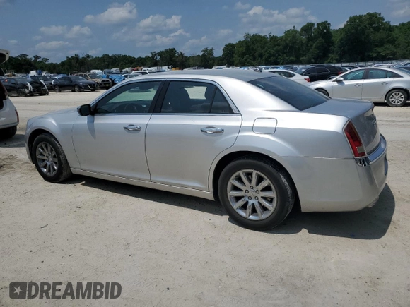 2012 Chrysler 300 Limited z VIN 2C3CCACG4CH249716, wystawiony jako Copart lot #55985435 z przebiegiem 93 756 mil mil oraz Szkody całkowita. Historia ofert i sprzedaży dostępna na DreamBid. Obrazek 2.