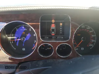2005 Bentley Continental GT GT z VIN SCBCR63W85C027848, wystawiony jako Copart lot #53891185 z przebiegiem 69 216 mil mil oraz Czysty tytuł • Clean title. Historia ofert i sprzedaży dostępna na DreamBid. Obrazek 9.
