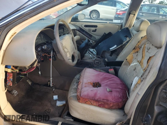 1999 Oldsmobile Aurora with VIN 1G3GR62C8X4116452, listed as a Copart auction lot 84070784 with 92,526 mi miles and Non Repairable. Bid and sale history available at DreamBid. Image 7.