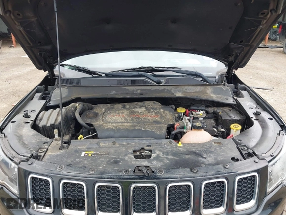 2019 Jeep Compass Sport z VIN 3C4NJCAB2KT848049, wystawiony jako IAAI lot #42119957 z przebiegiem 119 638 mil mil oraz . Historia ofert i sprzedaży dostępna na DreamBid. Obrazek 10.