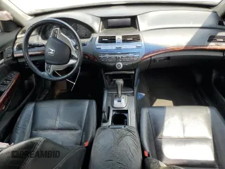 2011 Honda Crosstour EX-L z VIN 5J6TF2H57BL004727, wystawiony jako Copart lot #55180075 z przebiegiem 252 653 mil mil oraz Szkoda całkowita • Salvage title. Historia ofert i sprzedaży dostępna na DreamBid. Obrazek 8.