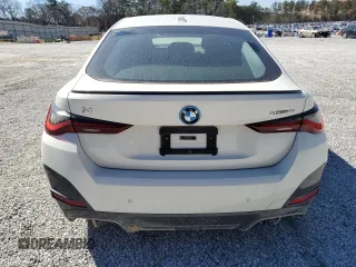 2024 BMW i4 eDrive40 z VIN WBY73AW02RFS36614, wystawiony jako Copart lot #46590795 z przebiegiem 4 286 mil mil oraz Czysty tytuł • Clean title. Historia ofert i sprzedaży dostępna na DreamBid. Obrazek 6.