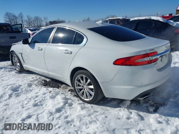 2015 Jaguar XF I4 T Premium with VIN SAJWA0FS0FPU88142, listed as a IAAI auction lot 41314820 with 78,239 mi miles. Bid and sale history available at carsss.com. Image 3.