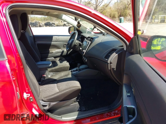 2020 Mitsubishi Outlander Sport SE 2.0 with VIN JA4AP4AU4LU008635, listed as a IAAI auction lot 41764770 with 73,924 mi miles. Bid and sale history available at carsss.com. Image 5.