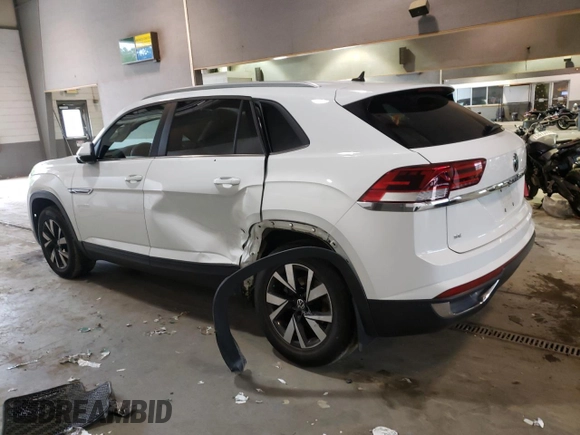 2021 Volkswagen Atlas SE with VIN 1V2LC2CA1MC211019, listed as a Copart auction lot 69629403 with 71,005 mi miles and . Bid and sale history available at DreamBid. Image 2.