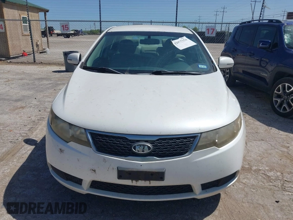 2013 Kia Forte EX with VIN KNAFU4A23D5726320, listed as a IAAI auction lot 42075154 with 160,416 mi miles. Bid and sale history available at carsss.com. Image 6.