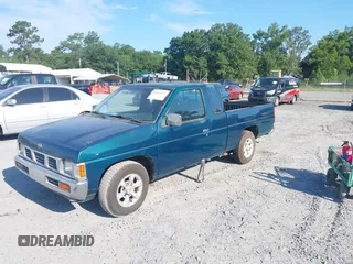 1997 Nissan Frontier XE z VIN 1N6SD16S8VC335988, wystawiony jako IAAI lot #42613615 z przebiegiem 213 324 mil mil oraz . Historia ofert i sprzedaży dostępna na DreamBid. Obrazek 2.