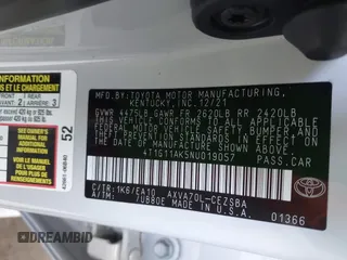 2022 Toyota Camry SE z VIN 4T1G11AK5NU019057, wystawiony jako IAAI lot #42009182 z przebiegiem 48 250 mil mil oraz . Historia ofert i sprzedaży dostępna na DreamBid. Obrazek 9.