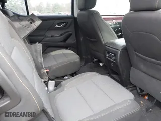 2018 Chevrolet Traverse LT Cloth with VIN 1GNEVGKW7JJ269861, listed as a IAAI auction lot 41954534 with 96,022 mi miles. Bid and sale history available at carsss.com. Image 8.