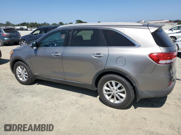 2017 Kia Sorento LX z VIN 5XYPGDA30HG272967, wystawiony jako Copart lot #61288475 z przebiegiem 74 770 mil mil oraz Czysty tytuł • Clean title. Historia ofert i sprzedaży dostępna na DreamBid. Obrazek 2.