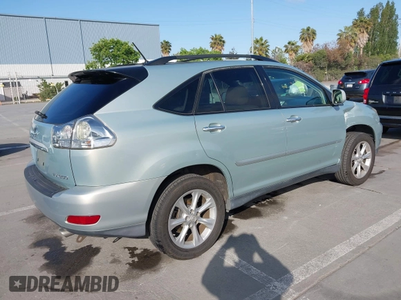 2008 Lexus RX with VIN 2T2HK31U68C090638, listed as a IAAI auction lot 42136578 with 97,610 mi miles. Bid and sale history available at carsss.com. Image 4.