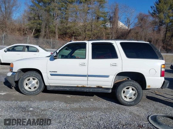 2006 GMC Yukon SLT with VIN 1GKEK13T36R120153, listed as a IAAI auction lot 41592067 with 197,315 mi miles. Bid and sale history available at carsss.com. Image 14.