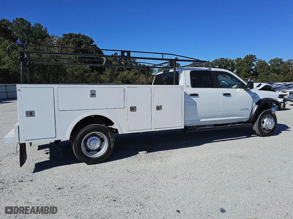 2024 Ram 4500 Chassis Cab SLT with VIN 3C7WRLFL6RG344477, listed as a Copart auction lot 76994244 with 224 mi miles and Clean Title. Bid and sale history available at carsss.com. Image 3.