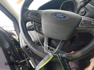 2018 Ford Focus Titanium с VIN 1FADP3N24JL252493, выставлен на аукционе IAAI как лот 41810980 с пробегом 119 998 миль миль и . История ставок и продаж доступна на DreamBid. Изображение 11.