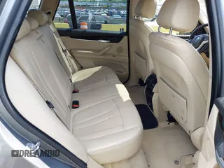 2014 BMW X5 xDrive35i z VIN 5UXKR0C5XE0K43570, wystawiony jako IAAI lot #42211578 z przebiegiem 260 817 mil mil oraz . Historia ofert i sprzedaży dostępna na DreamBid. Obrazek 8.