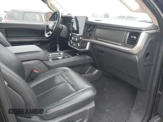 2024 Ford Expedition XLT with VIN 1FMJU1J85REA09324, listed as a IAAI auction lot 42520300 with 41,731 mi miles and . Bid and sale history available at DreamBid. Image 5.