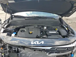 2025 Kia Seltos S z VIN KNDEUCAA0S7749636, wystawiony jako Copart lot #55613685 z przebiegiem 2 597 mil mil oraz Szkoda całkowita • Salvage title. Historia ofert i sprzedaży dostępna na DreamBid. Obrazek 12.