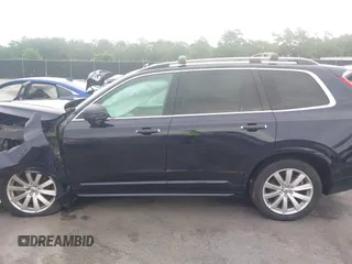 2017 Volvo XC90 Momentum z VIN YV4A22PK1H1117963, wystawiony jako IAAI lot #42292355 z przebiegiem 173 728 mil mil oraz . Historia ofert i sprzedaży dostępna na DreamBid. Obrazek 14.