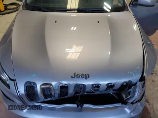 2018 Jeep Cherokee Limited z VIN 1C4PJMDB7JD614682, wystawiony jako Copart lot #52848895 z przebiegiem 137 873 mil mil oraz Szkoda całkowita • Salvage title. Historia ofert i sprzedaży dostępna na DreamBid. Obrazek 12.