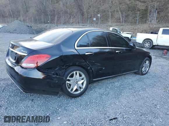 2018 Mercedes-Benz C 300 with VIN 55SWF4KB6JU259253, listed as a Copart auction lot 53642375 with 33,600 mi miles and Salvage Title. Bid and sale history available at DreamBid. Image 3.