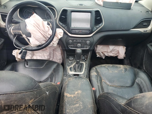 2017 Jeep Cherokee Limited z VIN 1C4PJMDS5HW515566, wystawiony jako Copart lot #56894535 z przebiegiem 179 776 mil mil oraz Szkoda całkowita • Salvage title. Historia ofert i sprzedaży dostępna na DreamBid. Obrazek 8.