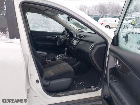 2015 Nissan Rogue SL with VIN 5N1AT2MVXFC766852, listed as a IAAI auction lot 41257381 with 134856 miles. Bid and sale history available at carsss.com. Image 5.