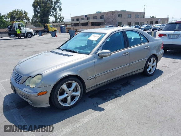 2004 Mercedes-Benz C 230 Kompressor with VIN WDBRF40J64F508593, listed as a IAAI auction lot 42454790 with Not provided miles and . Bid and sale history available at DreamBid. Image 2.