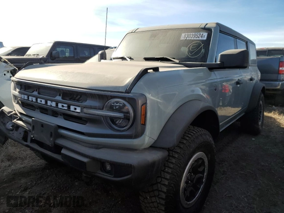 2023 Ford Bronco with VIN 1FMDE5DH8PLB33013, listed as a Copart auction lot 83039524 with 22,285 mi miles and Salvage Title. Bid and sale history available at carsss.com. Image 1.