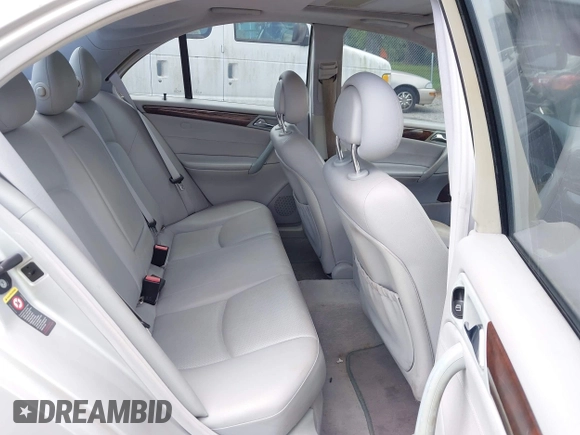 2003 Mercedes-Benz C 240 с VIN WDBRF81J73F366372, выставлен на аукционе IAAI как лот 42715567 с пробегом 159 500 миль миль и . История ставок и продаж доступна на DreamBid. Изображение 8.