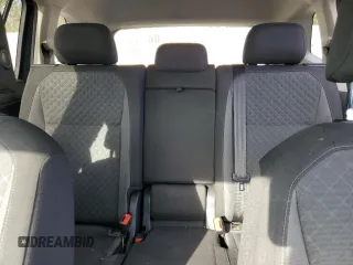 2018 Volkswagen Tiguan S z VIN 3VV1B7AX9JM043240, wystawiony jako Copart lot #72519764 z przebiegiem 129 138 mil mil oraz Szkoda całkowita • Salvage title. Historia ofert i sprzedaży dostępna na DreamBid. Obrazek 10.