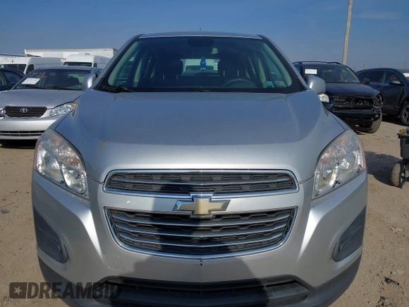 2016 Chevrolet Trax LS with VIN KL7CJKSB5GB505466, listed as a IAAI auction lot 41731831 with 161,660 mi miles. Bid and sale history available at carsss.com. Image 6.