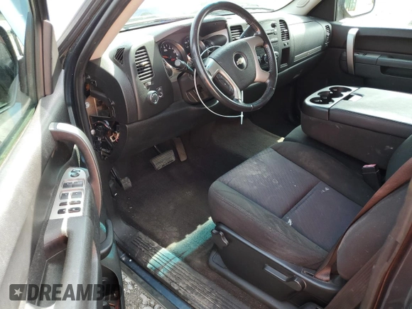 2010 Chevrolet Silverado 1500 LT with VIN 1GCSCSE01AZ106636, listed as a Copart auction lot 50235315 with 80,649 mi miles and Salvage Title. Bid and sale history available at DreamBid. Image 8.